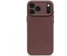 „Decoded Leather Backcott“ – odinis „iPhone 17 Pro“ galinis dėklas, suderinamas su „MagSafe“ (šokolado rudos spalvos)