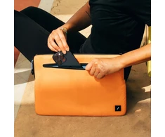 Native Union Ultralight Sleeve 14" oranžinė