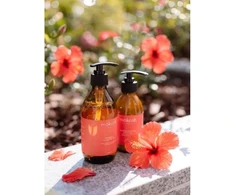 Mokosh Drėkinamasis kūno ir rankų prausimo gelis Hibiskus 300 ml