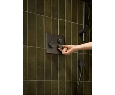 KFA OneClick termostatinis įleidžiamas dušo rinkinys su slankiuoju strypu Malaga 5759-330-61 PVD Gun Metal Pilkas