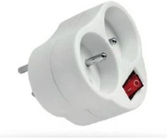 Elgotech Plug skirstytuvas su jungikliu 2 lizdai su/u RC-20W