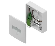 Emtec d.center® Gf-TA 42, aprūpintas 1 LCD/APC jungtimi ir 2 LC/APC pigtailais, paruoštas suvirinimui