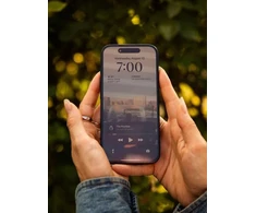 Evelatus BodyGuardz Raudona light Converter Glass - szkło ochronne su konwerterem światła niebieskiego do iPhone 17e / 16e / 14 / 13 Pro / 13 (BSLCA1400C024FS)