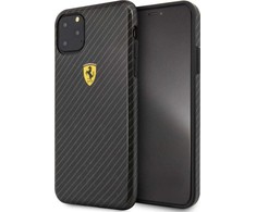 „Ferrari Ferrari“ kietas dėklas FESPCHCN58CBBK „iPhone 11 Pro“ gėrimas / gėrimas „On Track“ anglies efektas