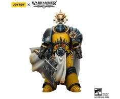 Figūrėlė Hasbro Figūrėlė Warhammer The Horus Heresy Imperial Fists Bibliotekininkas Konsulas su jėgos kirviu ir bolt pistoletu 1/18 12 cm