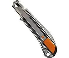 FISKARS METALINIS PEILIS SU IŠSTUMIAMU 18mm GELEŽTE