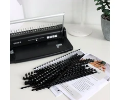 GENIE SpiralbindegerĂ¤t CB-820 inkl. PlastikbinderĂĽcken sw
