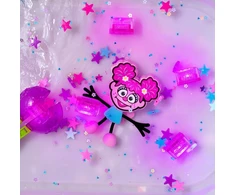 Glo Pals Glo Pals, Abby Bath figūrėlė – rinkinys su dviem sensoriniais kubeliais, švytinčiais vandenyje