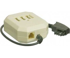 Goobay TAE prailginimo dėžutė TAE-F kištukui jungti į 3 TAE N/F/F lizdus ir RJ11/RJ14 lizdą (6P4C) - Laido ilgis 0,2 m