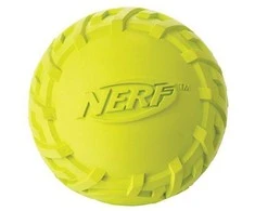 Hagen NERF - Nerf Dog Tire Squeak Ball - Žalias/Mėlyna - 6.4 cm