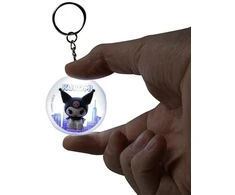 Impacto Gifts Mėlyna Sky Studios „BlueSkyStudios Sanrio“ raktų pakabukas su apšvietimu „Kuromi“