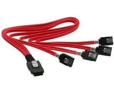 InLine SAS kabelis (OCR), 1x Mini-SAS iki 4x SATA, skaidrus - 0,5 m