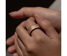 Išmanusis laikrodis Smartband Ultrahuman Ring Air - Smart Ring dla kobiet i mężczyzn - Wearable do śledzenia snu i fitnessu - Tętno - Smart ring Rose Gold Rozmiar 11 (UHRA-BRG-11-EUL7)