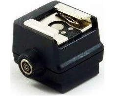 Adapteris - JJC JSC 6 blykstės batų adapteris (Sony/Minolta karštasis batų, PC moteriškas išėjimas)