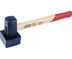 Kūjis su medine rankena Juco M3078; 1,5kg