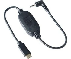„Atomos USB-C“ su nuosekliuoju Kalibrier ir Kontroll kabeliu