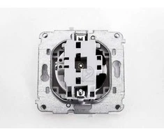 Karlik vieno lizdo mechanizmas su įžeminimu 2P + Z (DGP- 1z)