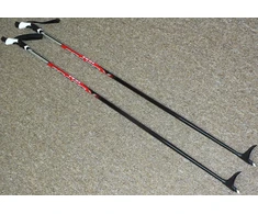 Kubisport Slidinėjimo lazdos, skirtos lygumų slidingėjimui, tvirtos SKOL 140 cm (Kub_05-LH0201/1K-140)