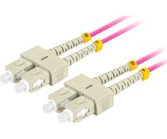 LANBERG šviesolaidinis laidas MM SC/UPC-SC/UPC dvipusis 1m LSZH om4 50/125 3.0mm violetinis