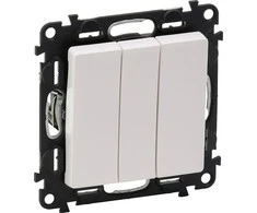 Legrand Triple Valena Life 10AX balta (752103)