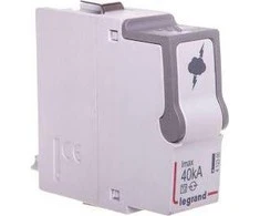VIRŠĮTAMPIŲ RIBOTUVO ĮDĖKLAS LE-412297 2 TIPAS 20 kA LEGRAND