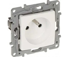 PAVIENIS LIZDAS LE-664536 Niloe 230 V 16 A LEGRAND