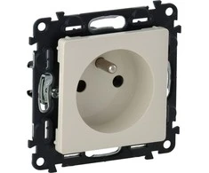 Legrand Vieno lizdo su grietinėlės apertūra (753280)