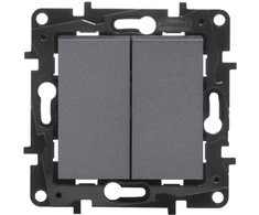 Legrand „Niloe Step 10A“ žvakinis jungiklis – plieno spalvos 863405B