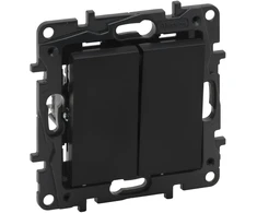 Legrand „Niloe Step“ dviejų pakopų jungiklis 10A - juodos spalvos 863508B
