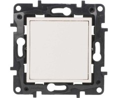 Balta aklė Niloe Step Legrand 863100