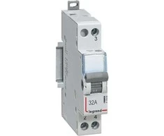 Legrand Vieno komutatoriaus FR311 32A 250V 412900