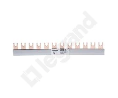 JUNGIAMIEJI MAITINIMO BĖGELIAI SRIEGINIAI LE-607045 16 mm² 230 V / 400 V AC LEGRAND