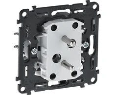 Legrand VALENA MALŪRA Dvivietis lizdas 2X2P + Z su apertūra 753095 - 753095