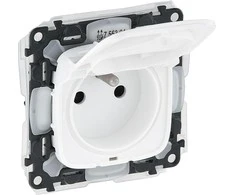 Legrand VALENA MALŪRA Kištukinis lizdas su IP44 (755304) apertūra