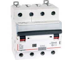 „Legrand“ diferencialas – perjungimo jungiklis 4P 32A C 0,03A tipas AC P314 DX3 (411189)