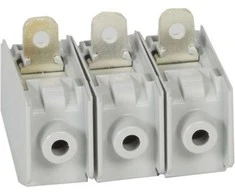 Legrand Al / CU narvo gnybtas 3P 120mm2 rinkinys 3 puslapis (DPX3 421026)