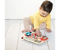 Lilliputiens Raganosis Marius Firetruck medinė manipuliavimo lenta