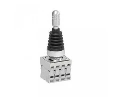 Lovato Electric 4 krypčių metalinė 22 mm valdymo svirtis su spyruokliniu grąžinimu, adapteriu ir 4 1Z kontaktais, komplekte AE4BD