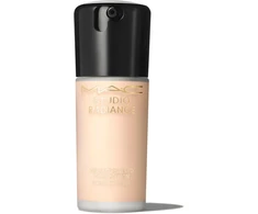 Drėkinamasis makiažo pagrindas MAC Studio Radiance Serum Powered Foundation | spalva: N18, 30 ml