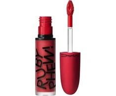 MAC Powder Kiss Matte Liquid Lipstick Ruby Boo Raudona, 5 ml