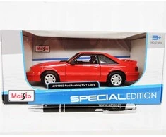 *MAISTO AUTO metal. Ford Mustang SVT Cobra 1993