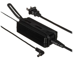 Maitinimo šaltinis Nanlite 15V 2A adapteris su kabeliu (PA-15V2A)