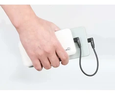 Manhattan Krótki Kabelis ładujący USB-C 60W 20cm 5-pak USB Typ-C wtyk na wtyk kątowy USB 2.0 480mbit/s juoda (357050)