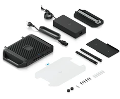 Maršrutizatorius Ubiquiti Powerful multi-WAN UniFi Cloud Gateway with remote SIM support, featuring 10GbE, 2.5GbE PoE+ and 10G PoE++ output, Micro SD storage | Ubiquiti