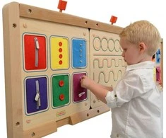 „Wallboard“ atidarymo ir uždarymo spynų slankikliai mygtukai MasterKidz Montessori