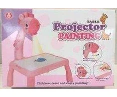 Milly Mally Stalas su projektoriumi