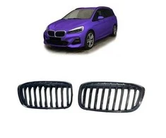 Mtuning BMW 2 F45 F46 Facelift grotelės su viengubais šonkauliukais, blizgios juodos spalvos