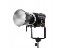 Aputure Storm 400x