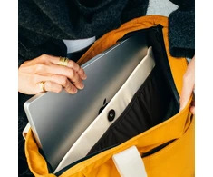 „Native Union W.F.A. Tote Pro Bag“ – 16 litrų rankinė per petį (kraft)