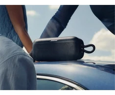Nešiojama garso kolonėlė Bose SoundLink Plus Portable, juodos spalvos